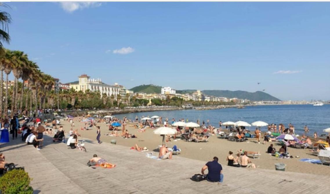 Salerno Mare E Luci Apartamento Exterior foto
